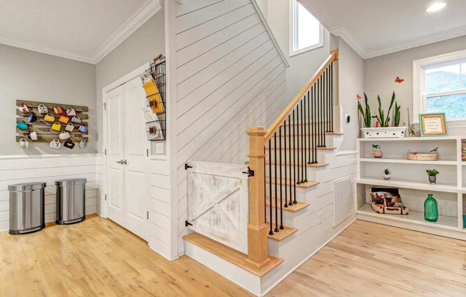 Chatt Luxury House with 2 Master Suites that Sleeps 8 Villa in Chattanooga