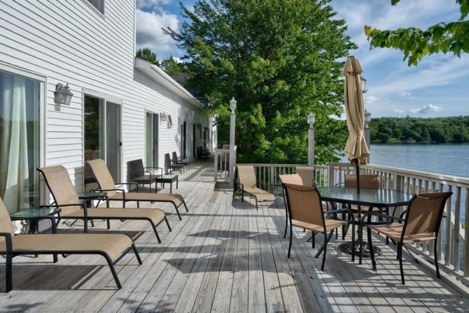 The Homestead Full - Lakefront Fun - Sleeps 28 House in Kauneonga Lake