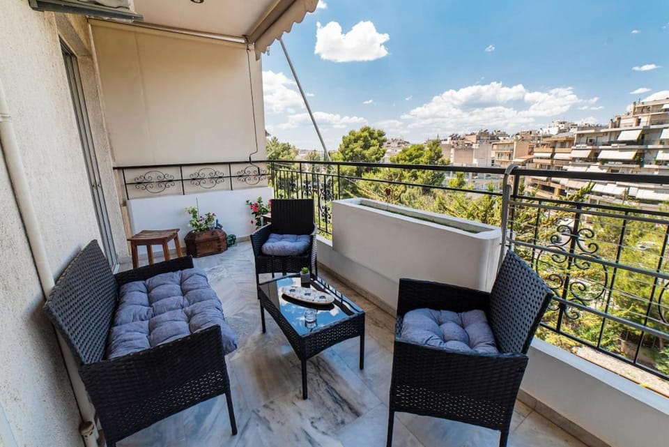 Grey Line Apartment - 15' from Athens center Apartment in Decentralized Administration of Attica