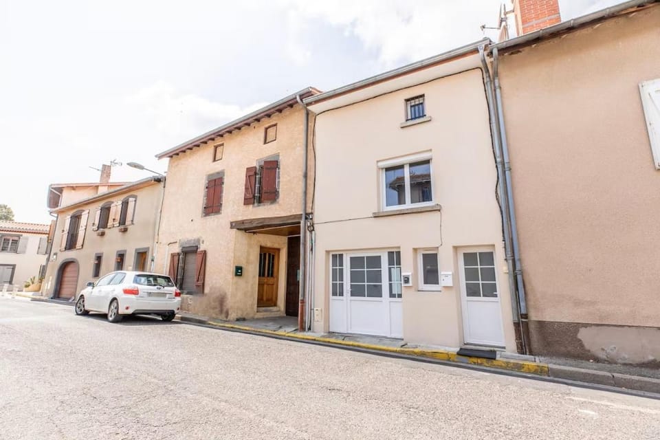 2 Apparts, duplex 6 personnes max Apartment in Auvergne-Rhône-Alpes