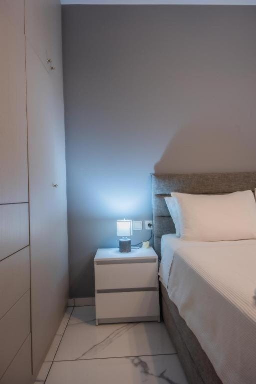 Ermira Apartment in Akti Koundourou