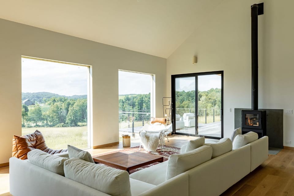 The Rye House - Paradise with Pool and Hot Tub House in Copake Lake