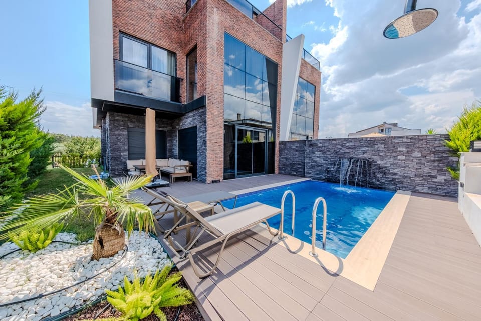 Luxury Forest Villas with Private Pool Villa in Antalya