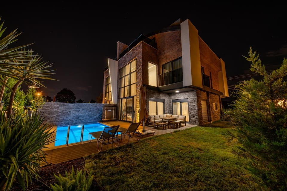 Luxury Forest Villas with Private Pool Villa in Antalya