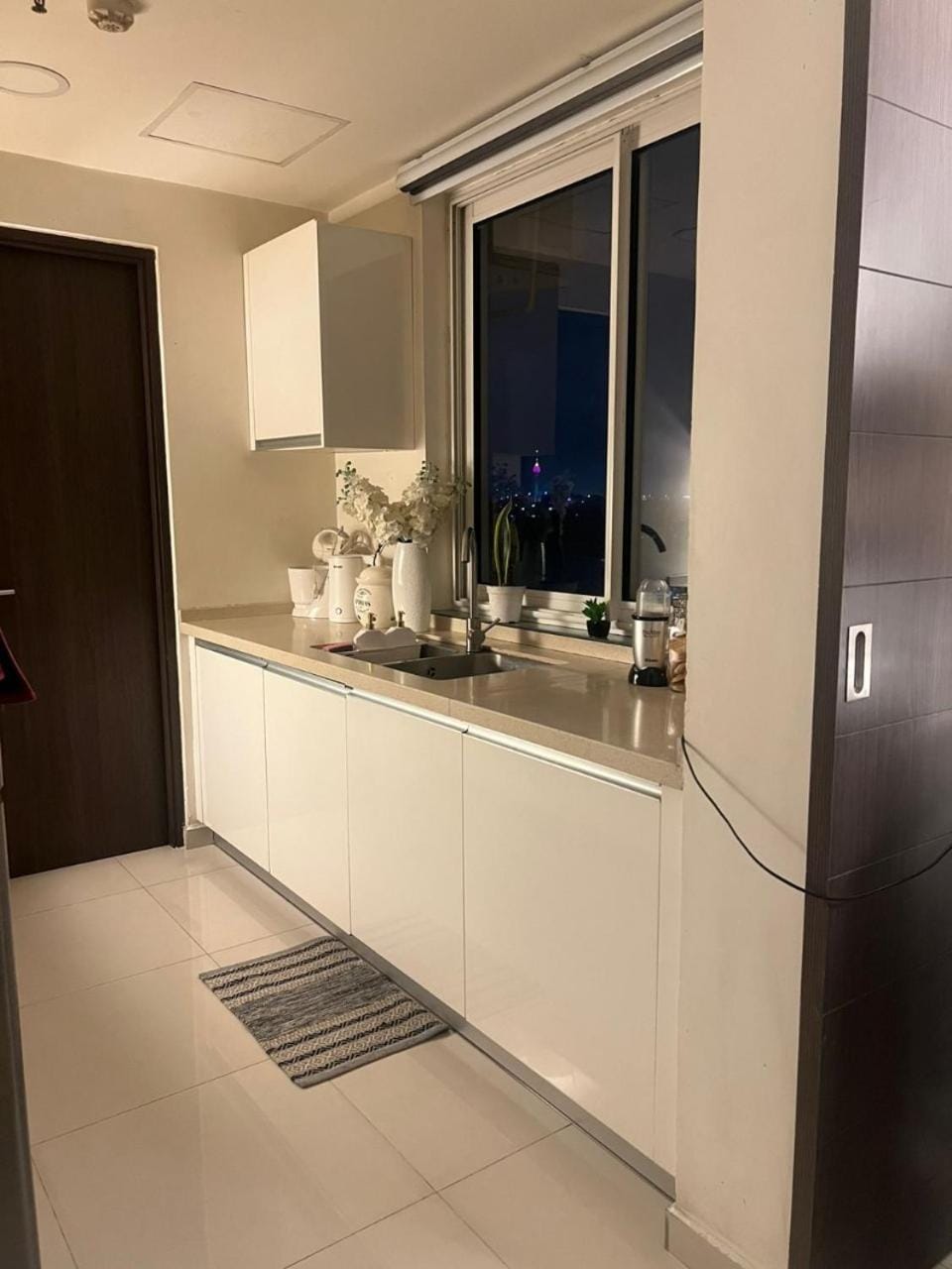 RDR Luxury Apartments Apartment in Western Province