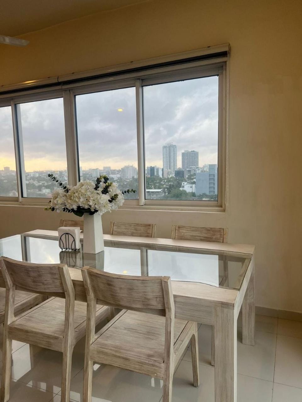 RDR Luxury Apartments Apartment in Western Province
