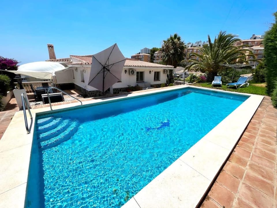 Family Villa Pool Sea Views & Walk to Beach Villa in Fuengirola