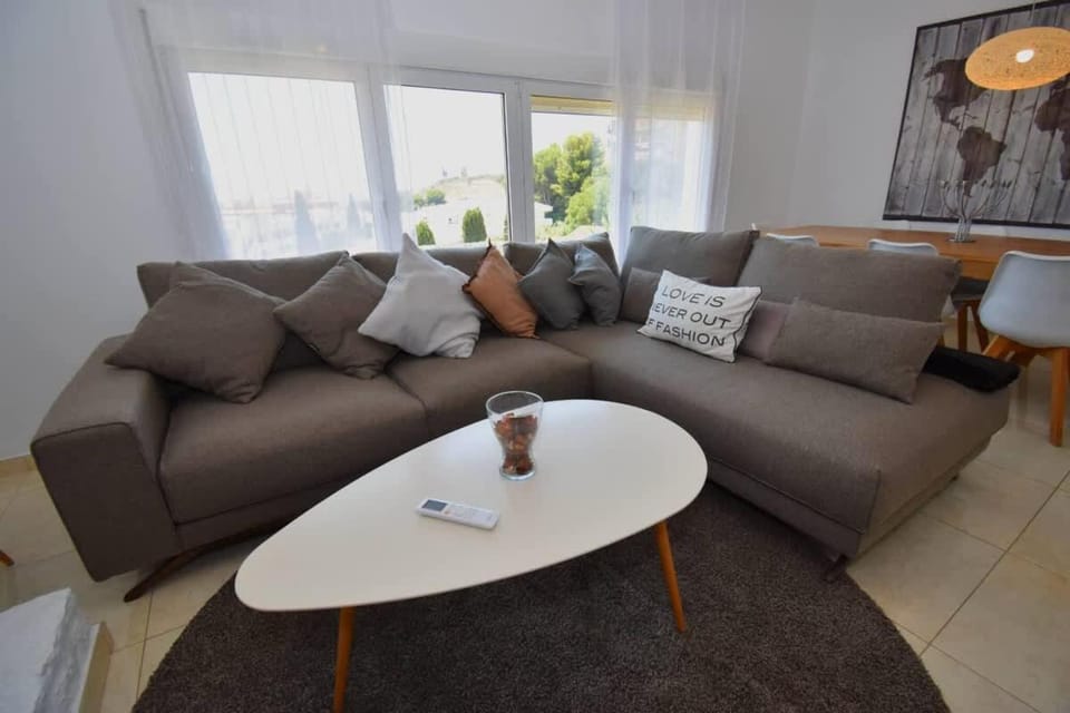 Family Villa Pool Sea Views & Walk to Beach Villa in Fuengirola