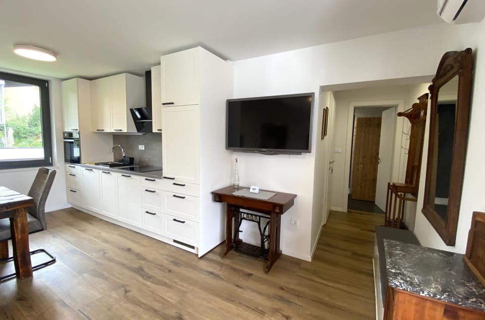 TV and multimedia, kitchen