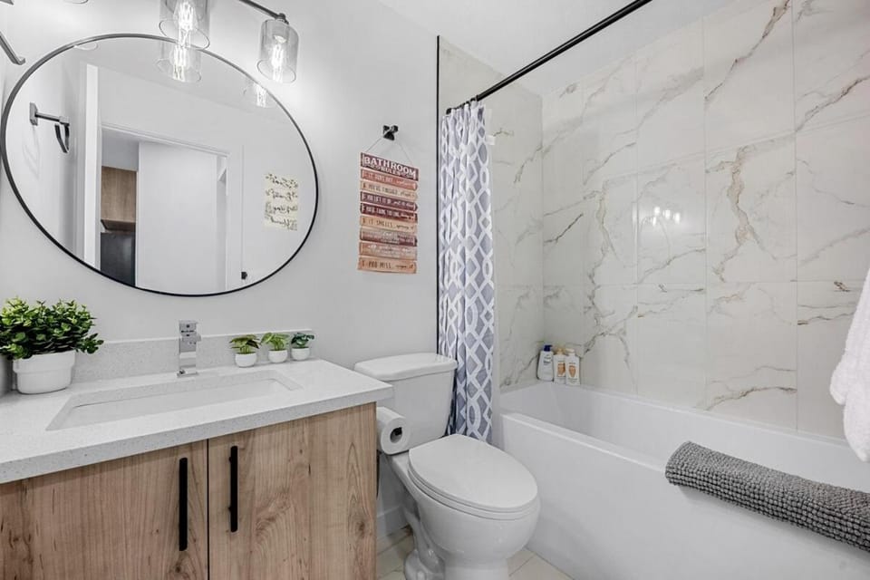 The Aerie 2 Full Suites 2400 sqft Ambleton House in Calgary