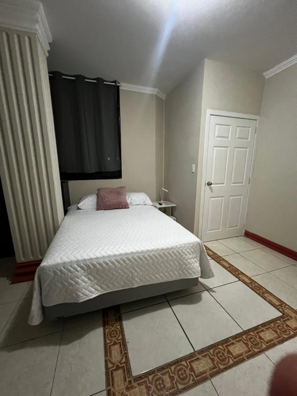 Habitación Tiburon Bed and Breakfast in Ecuador