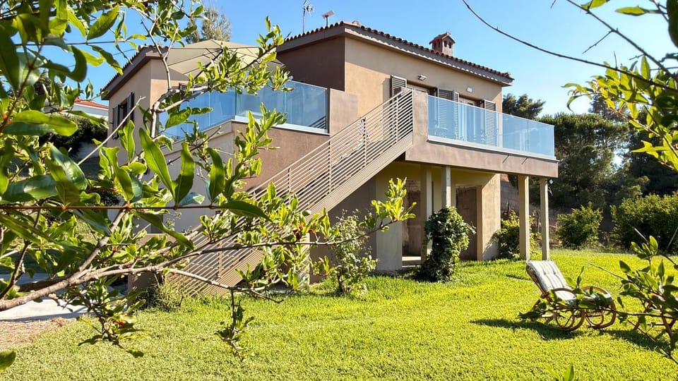 Property building, Garden
