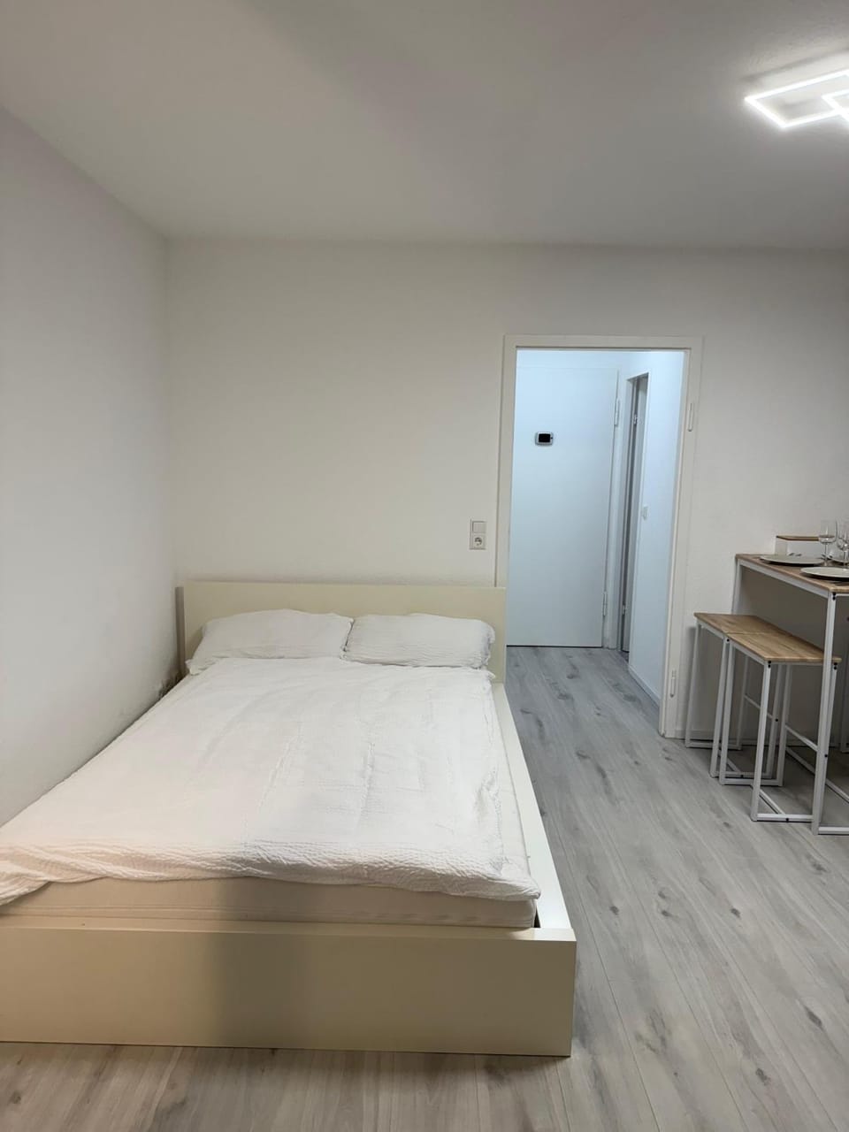 Schöne 1 Zimmer Apartment Mercedes Museum & Arena Apartment in Stuttgart