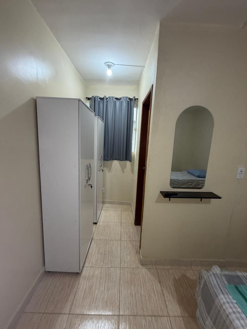 FLAT ACONCHEGANTE MOBILIADO COM WI-FI A 30m DA UNIFOA Apartment in State of Rio de Janeiro