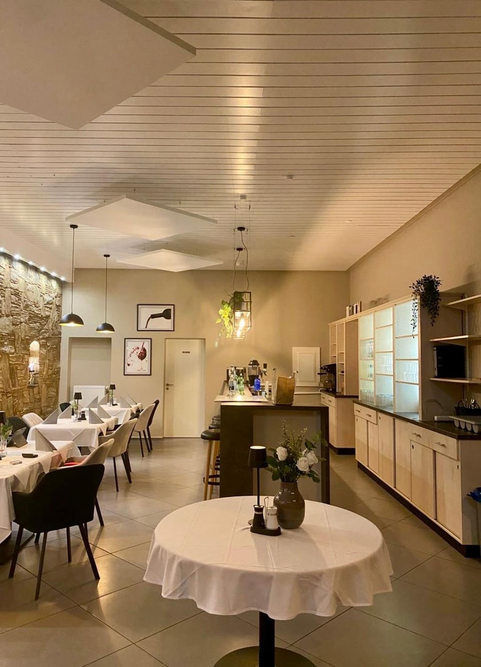 Lounge or bar
