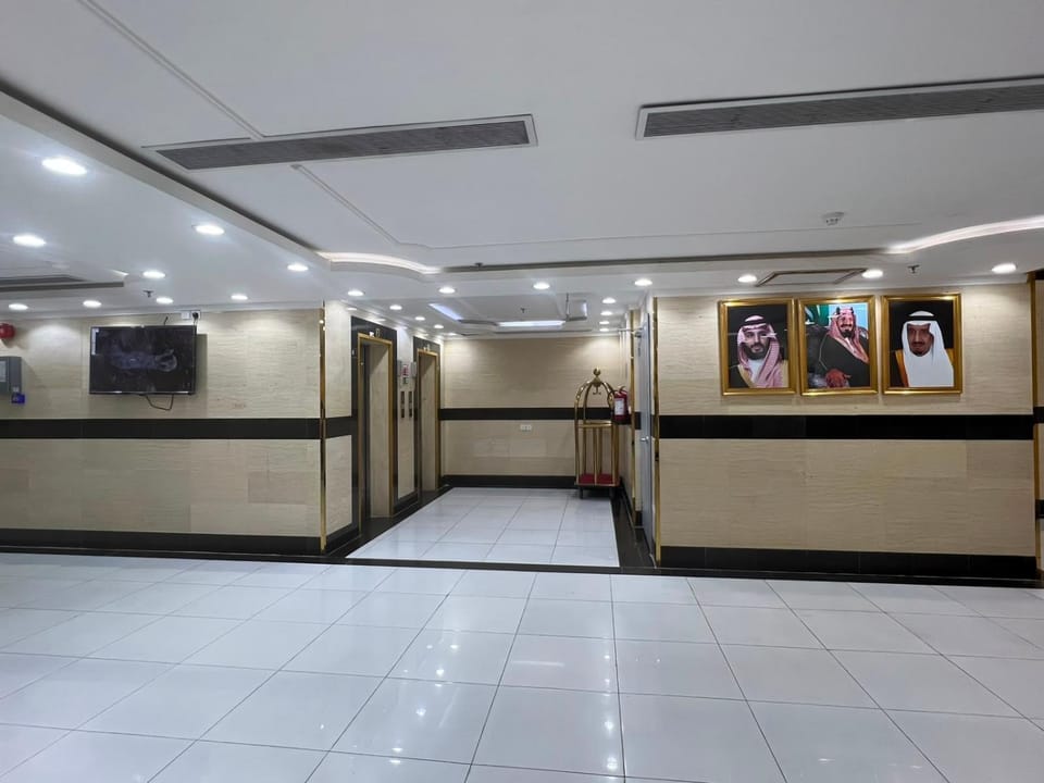 elevator
