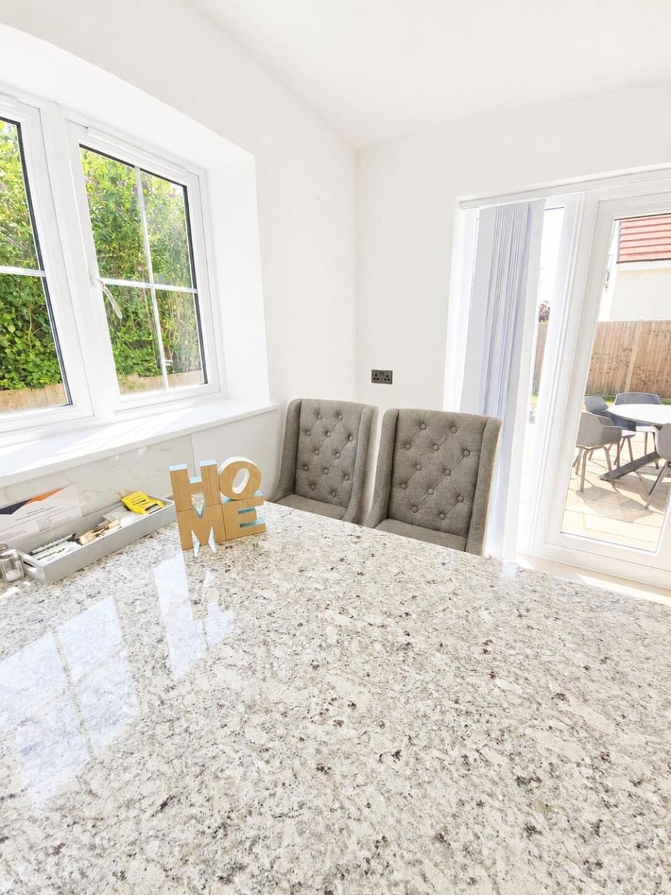 The Kingfisher Sleep 10 5BR Near Stansted Airport Villa in Uttlesford