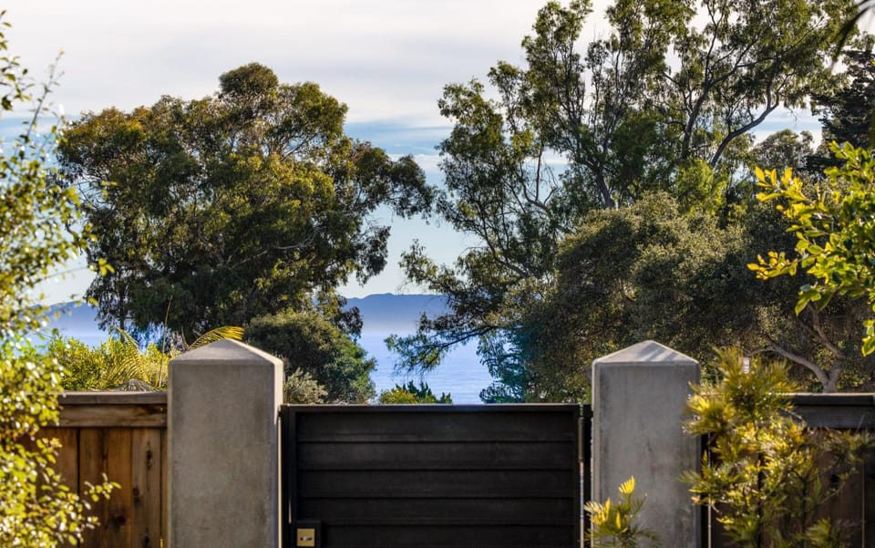 Lighthouse Way House in Santa Barbara
