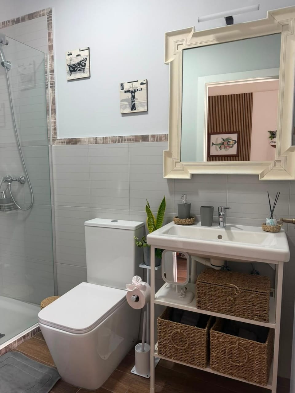 Shower, Toilet, Bathroom