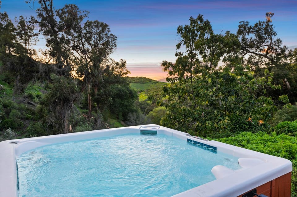 Mountain Retreat House in Santa Barbara