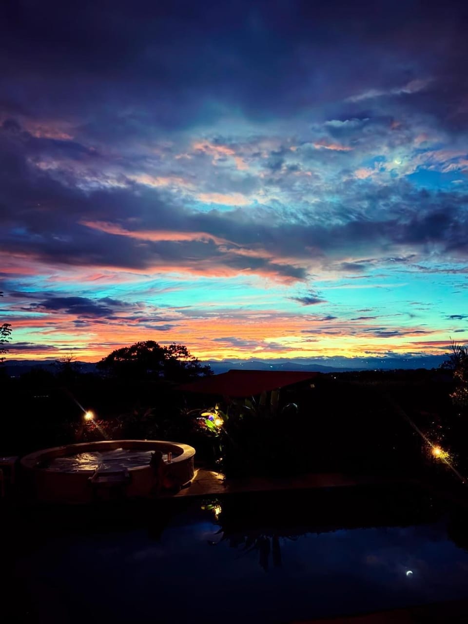 Natural landscape, Hot Tub, Mountain view, Pool view, Swimming pool, Sunset