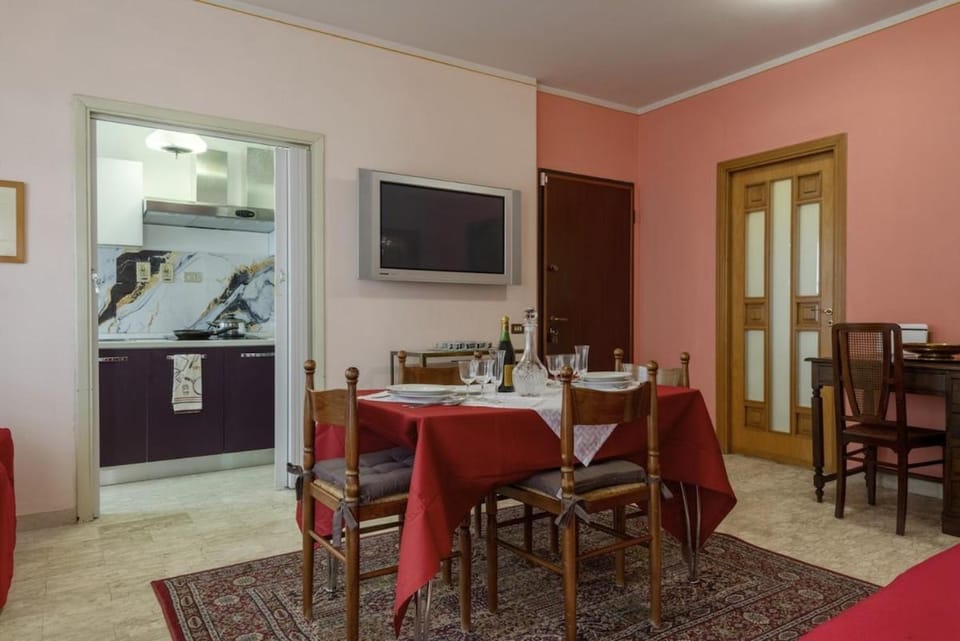 Nice apartment with ac and parking near the spa Apartment in Montecatini Terme