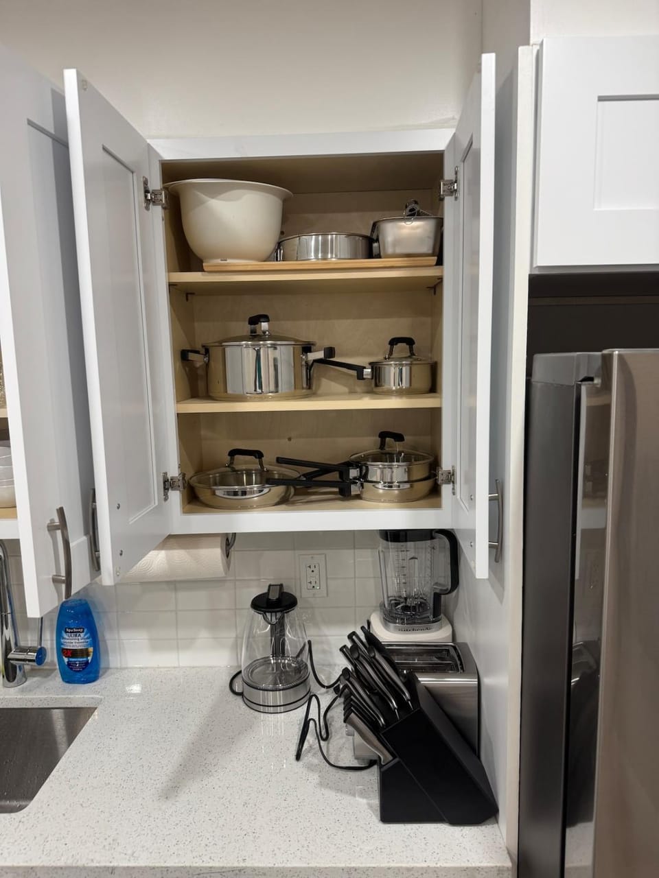The Cozy Nook Apartment in Cochrane