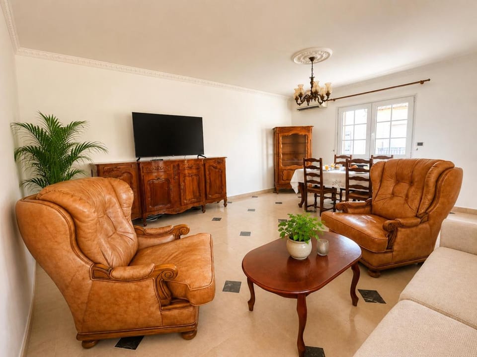 Living room, Beach