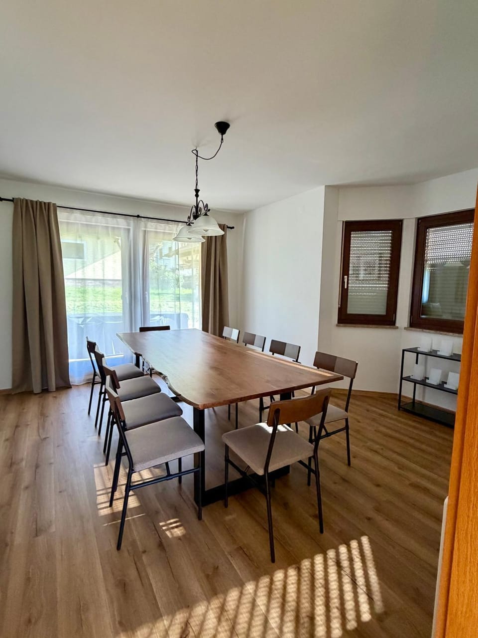 Dining area, Food, Food