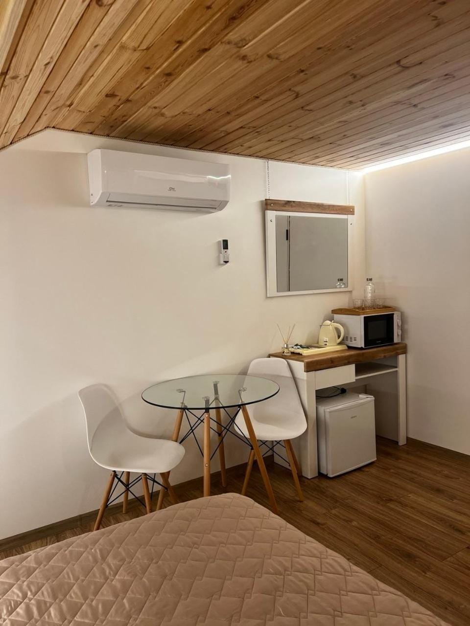 Dining area, air conditioner