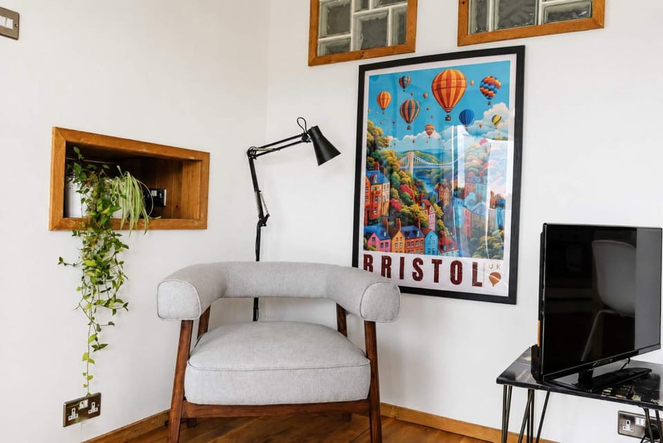 Bohemian 2 bedroom flat with Fantastic Views Apartment in Bristol