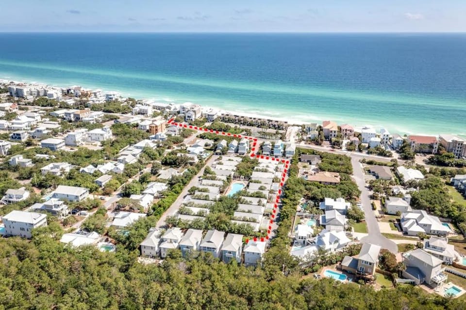 3-level home with 2 decks patio grill hot tub & pool - walk to private beach House in Seacrest