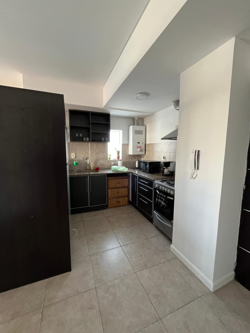 Kitchen or kitchenette, oven