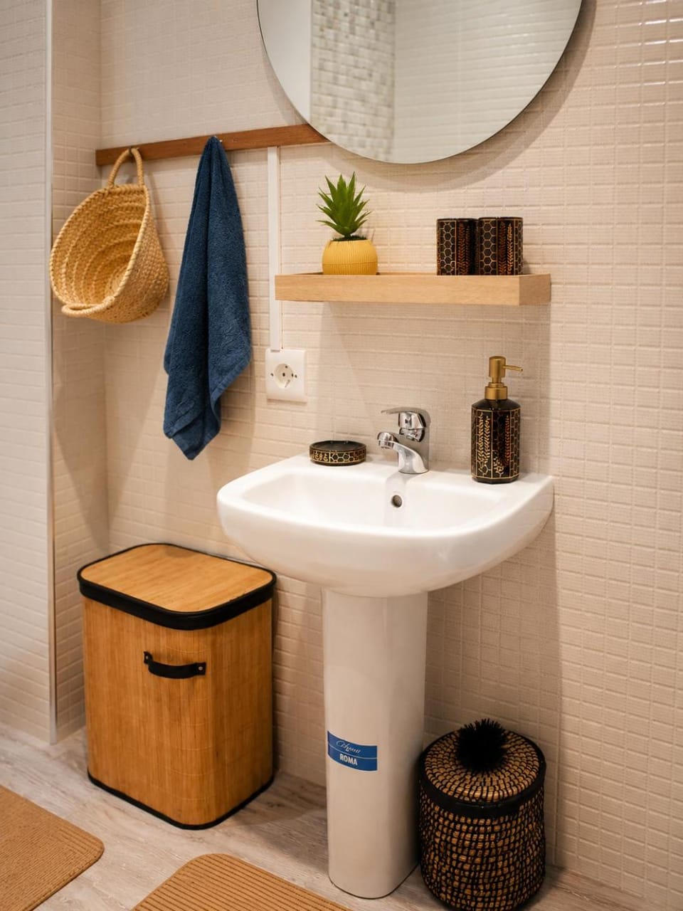 Self checkin & Easy Access Apartment with Full AC dryer NETFLIX Apartment in Marrakesh