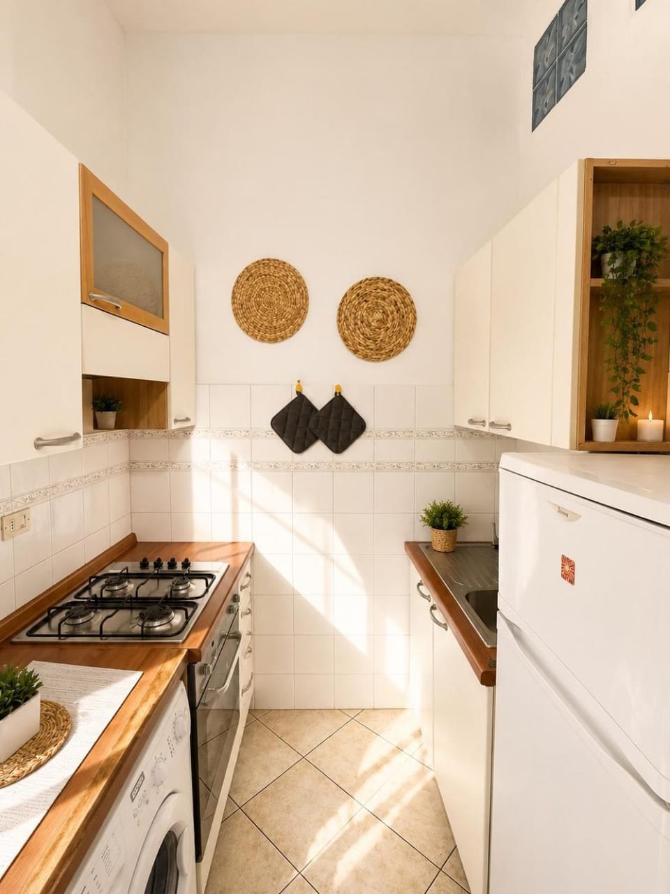 Design Loft near Porta Susa Netflix and Wi-Fi Apartment in Turin