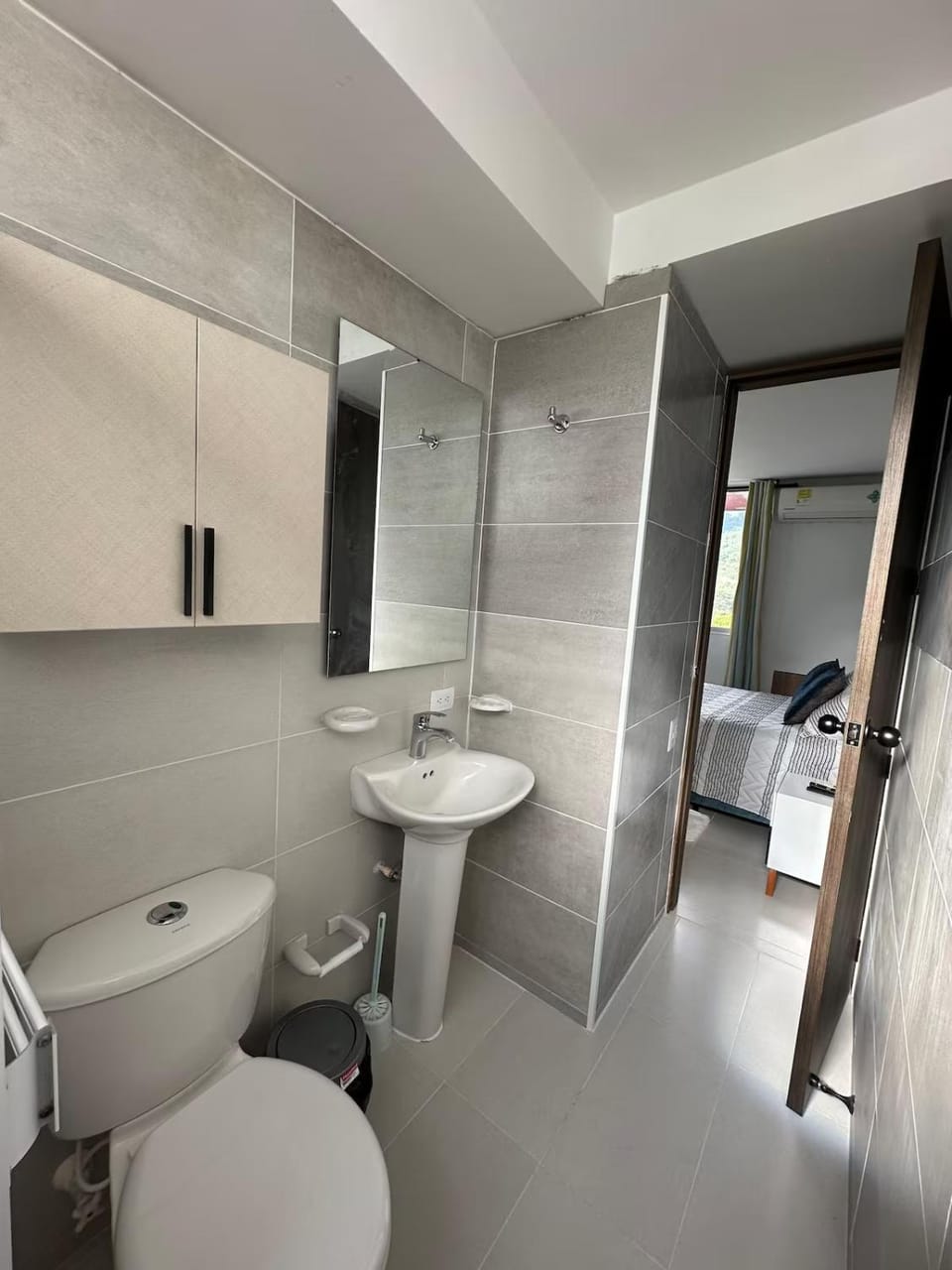 Amplio y Moderno - Apto 3 hab con piscina y balcón Apartment in Floridablanca