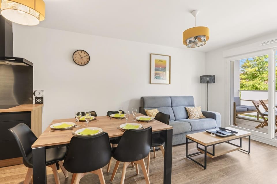 Les embruns - maeva Home - Appartement 6 personnes 2 chambres avec balcon et parking MAE-7643 Apartment in Lacanau