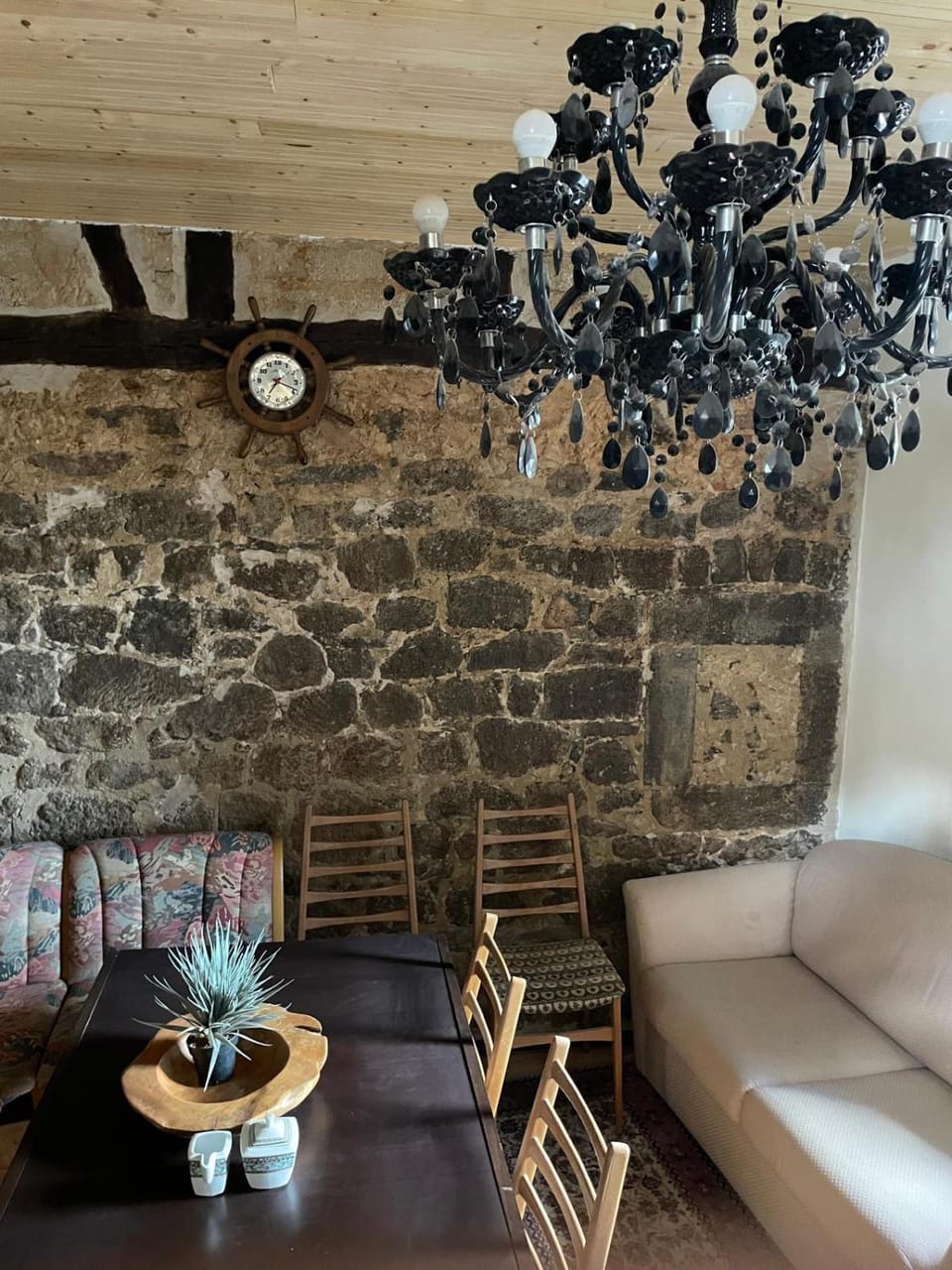 Seating area