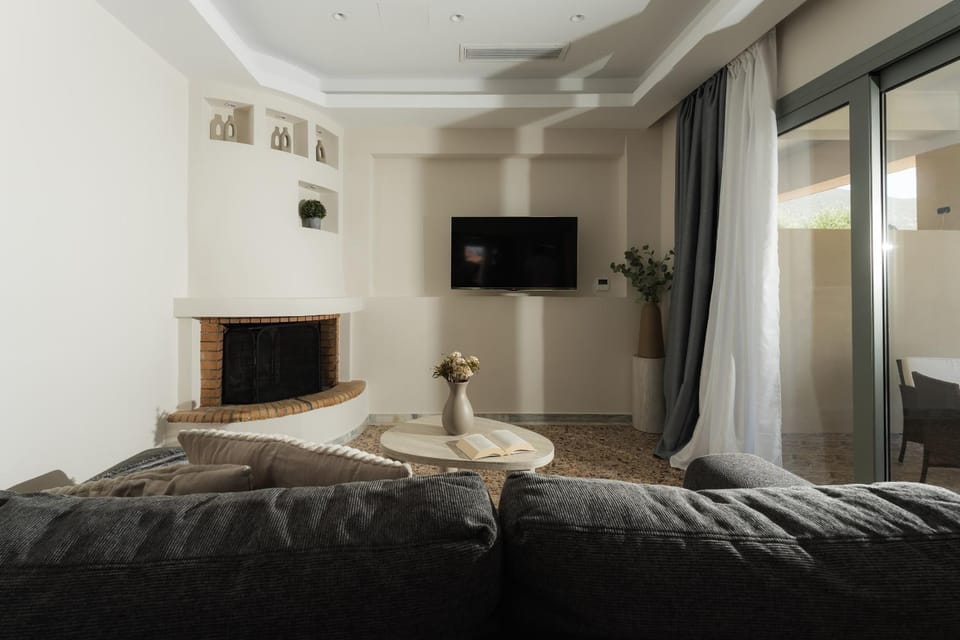 Living room, fireplace
