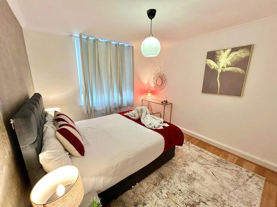 Hyde Park Corner Family House Apartment in City of Westminster