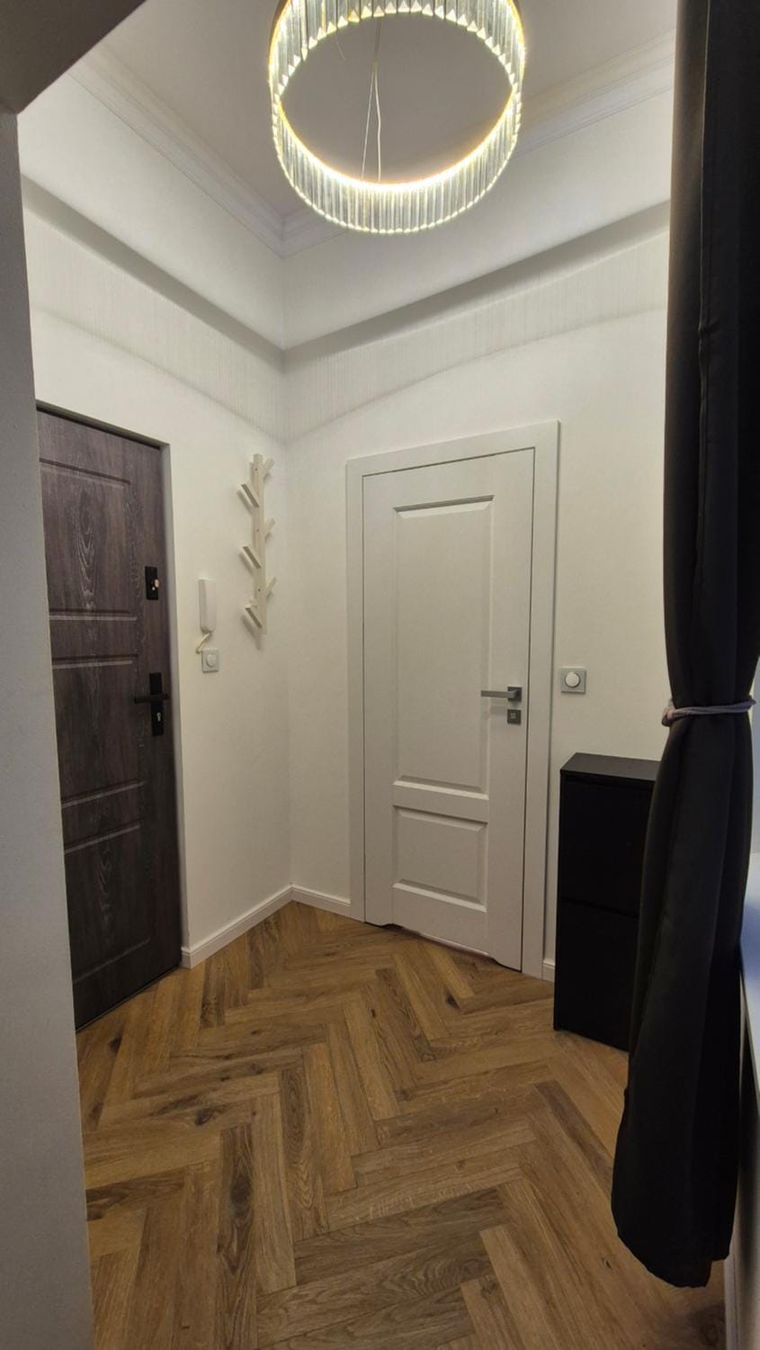 nowoczesny apartament w klimatycznej kamienicy Apartment in Poland