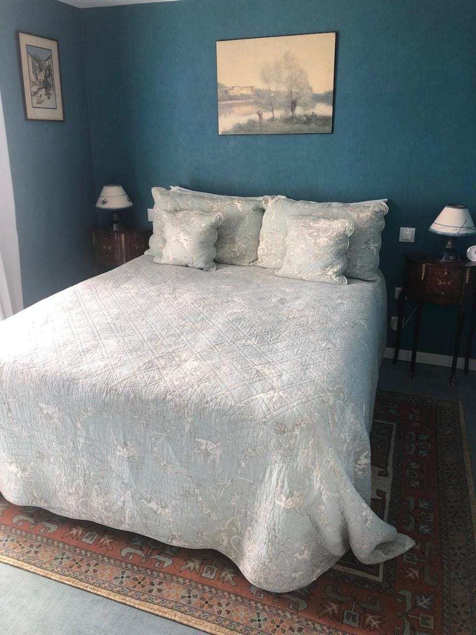 Bed, Bedroom