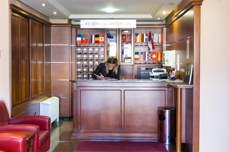 Staff, Lobby or reception