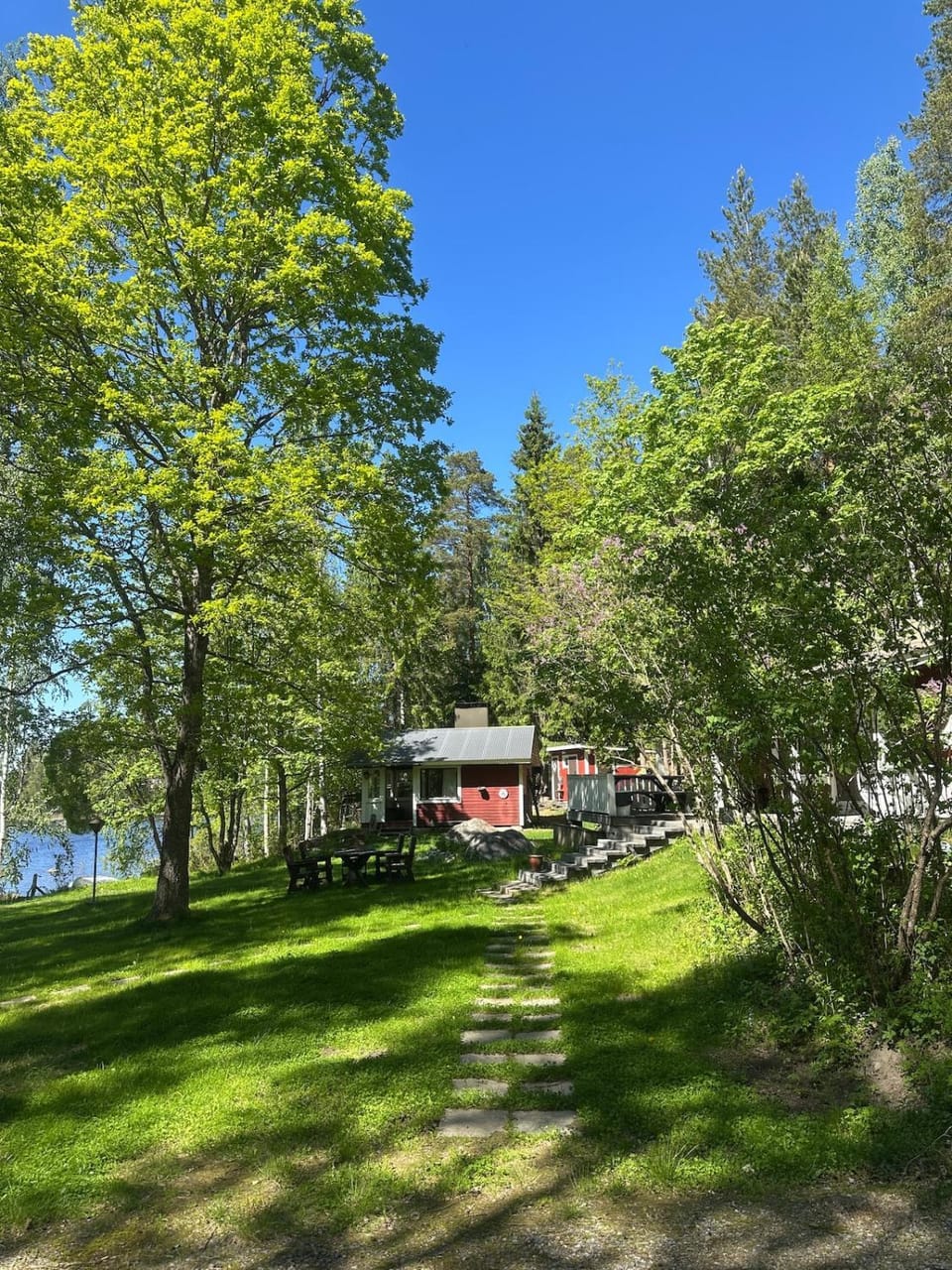 Perinteistä mökkitunnelmaa ja upeat löylyt House in Finland