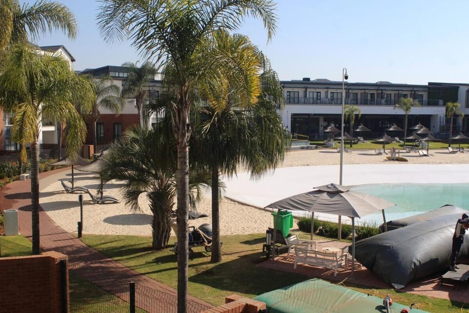 First Gen lagoon facing luxury apartment Apartment in Pretoria