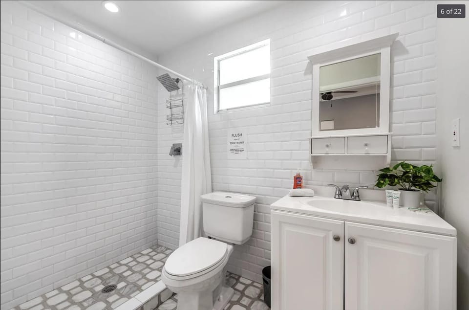 Endless Summer Cottage - Steps off Atlantic! House in Delray Beach