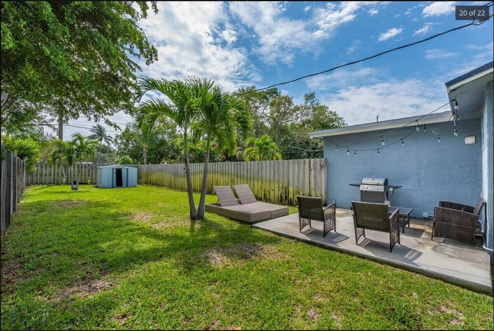 Endless Summer Cottage - Steps off Atlantic! House in Delray Beach