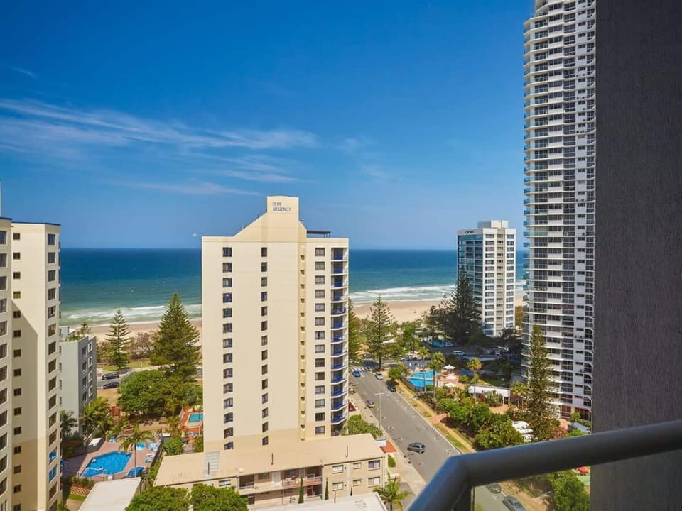 Surfers Paradise 12th Floor 2bed - Mantra Legends Inn in Surfers Paradise