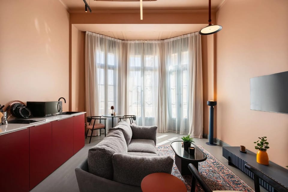 Kitchen or kitchenette, Living room
