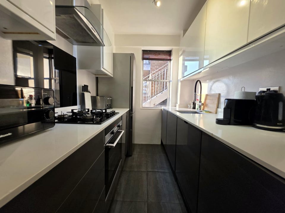 Kitchen or kitchenette, kitchen